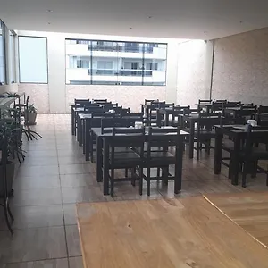 Pigalle, Próximo A Expo Hotel